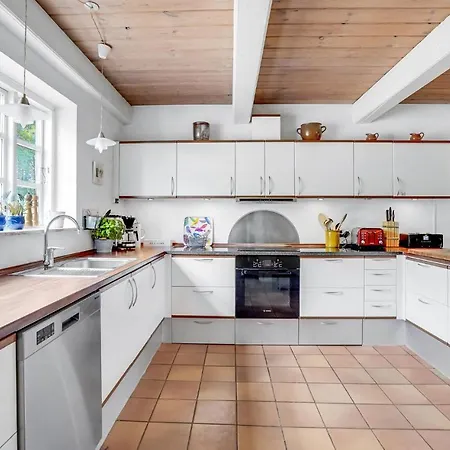 In Sjolund With Kitchen Sonder Bjert