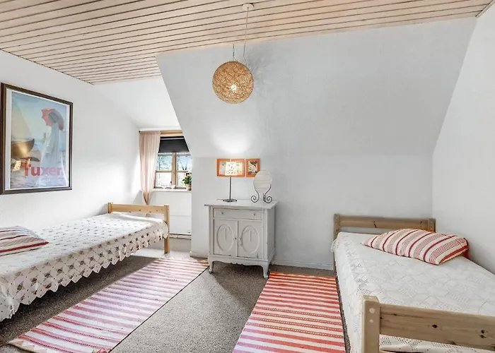 Skamling Vejen Nyaraló *